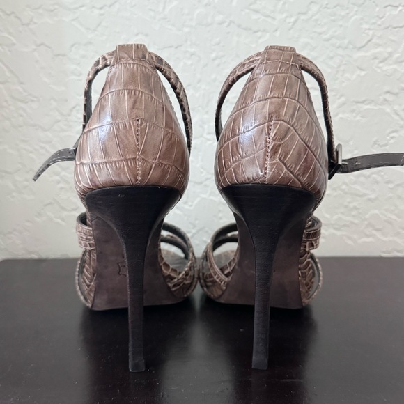 NWOT - Tory Burch Brown Leather Elizabeth Crocodile Heels Women's Size 7 - Picture 4 of 7